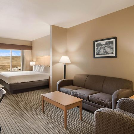 Best Western Shelby Inn & Suites Экстерьер фото