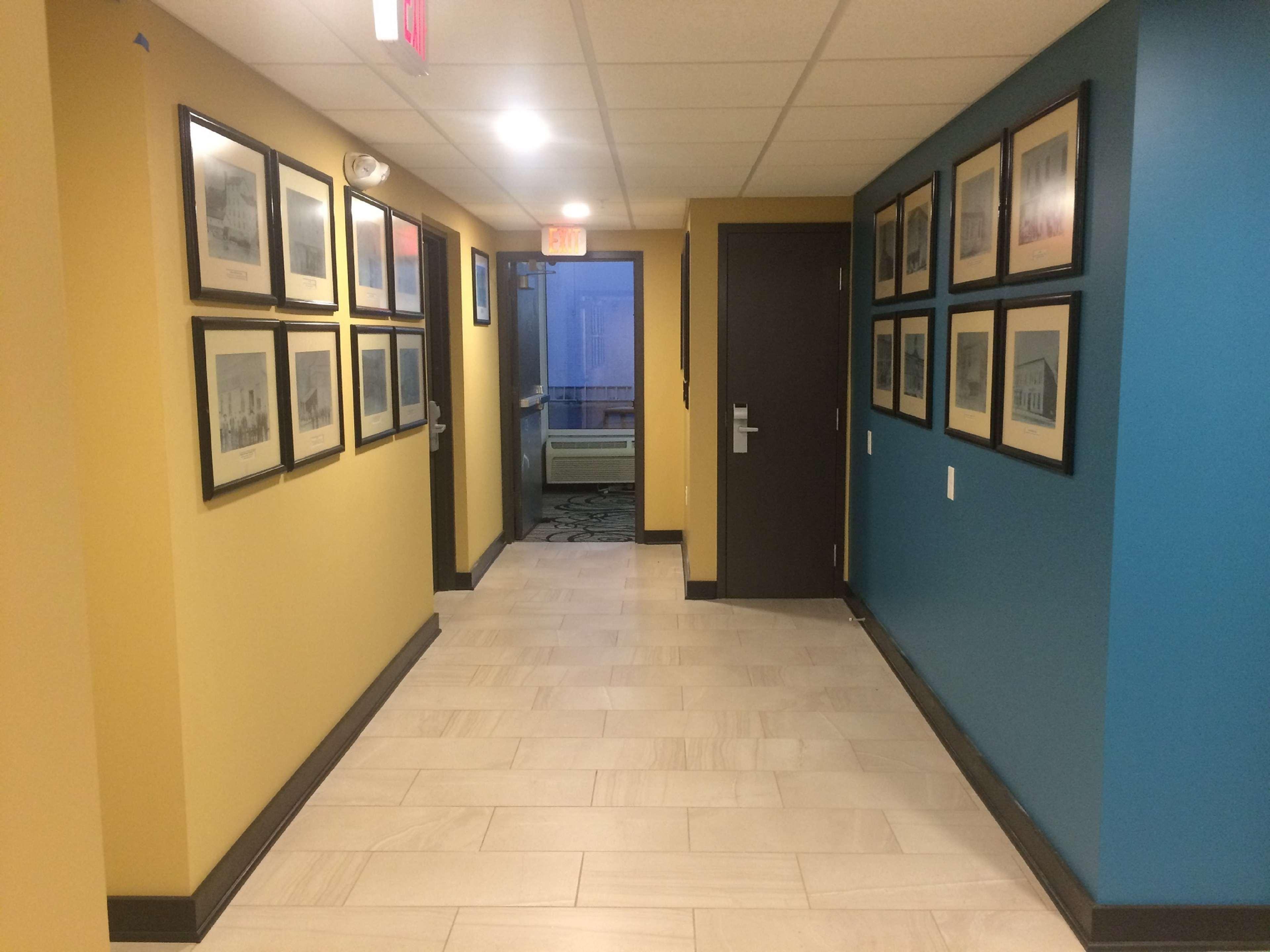 Best Western Shelby Inn & Suites Экстерьер фото