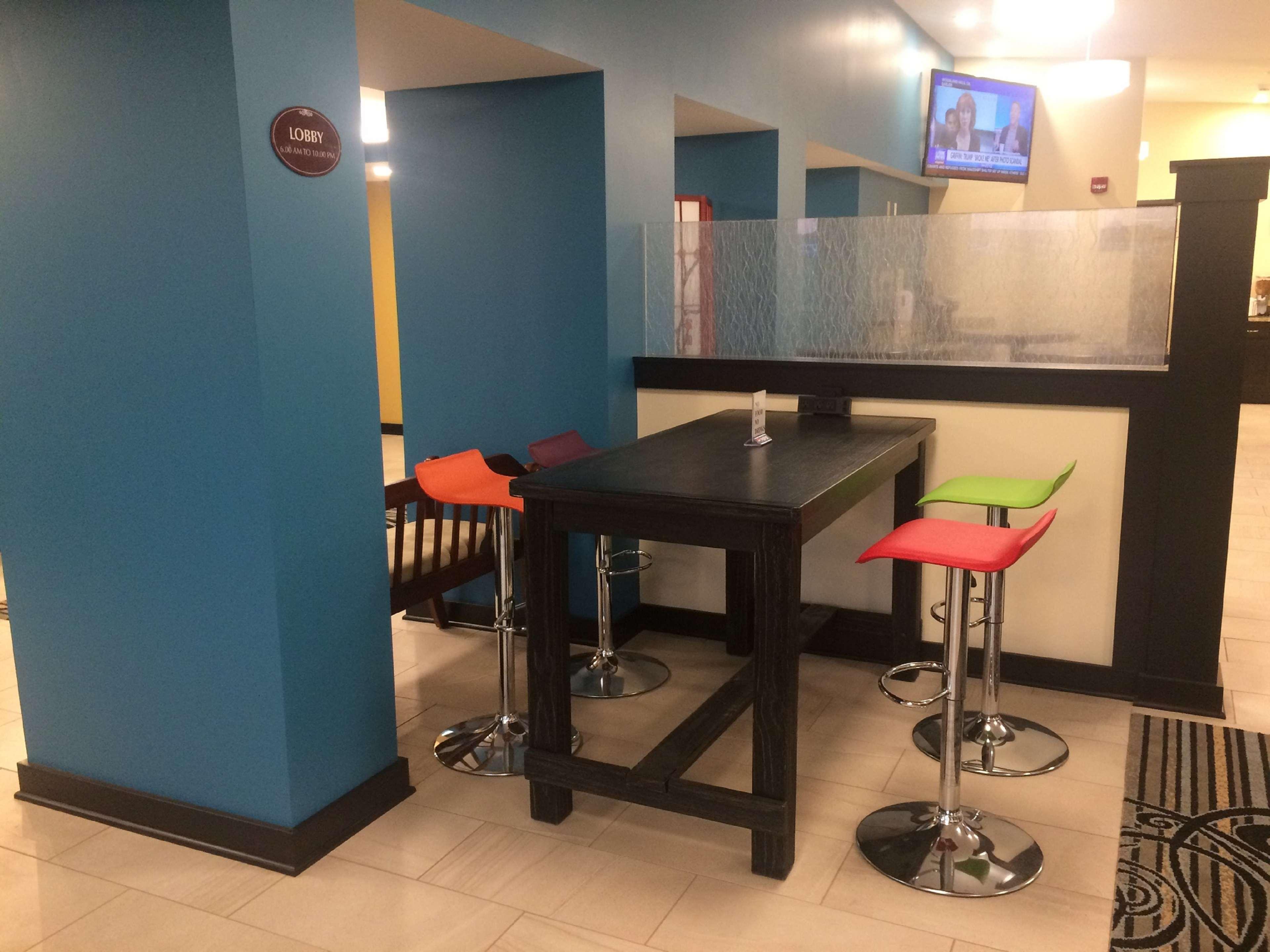 Best Western Shelby Inn & Suites Экстерьер фото
