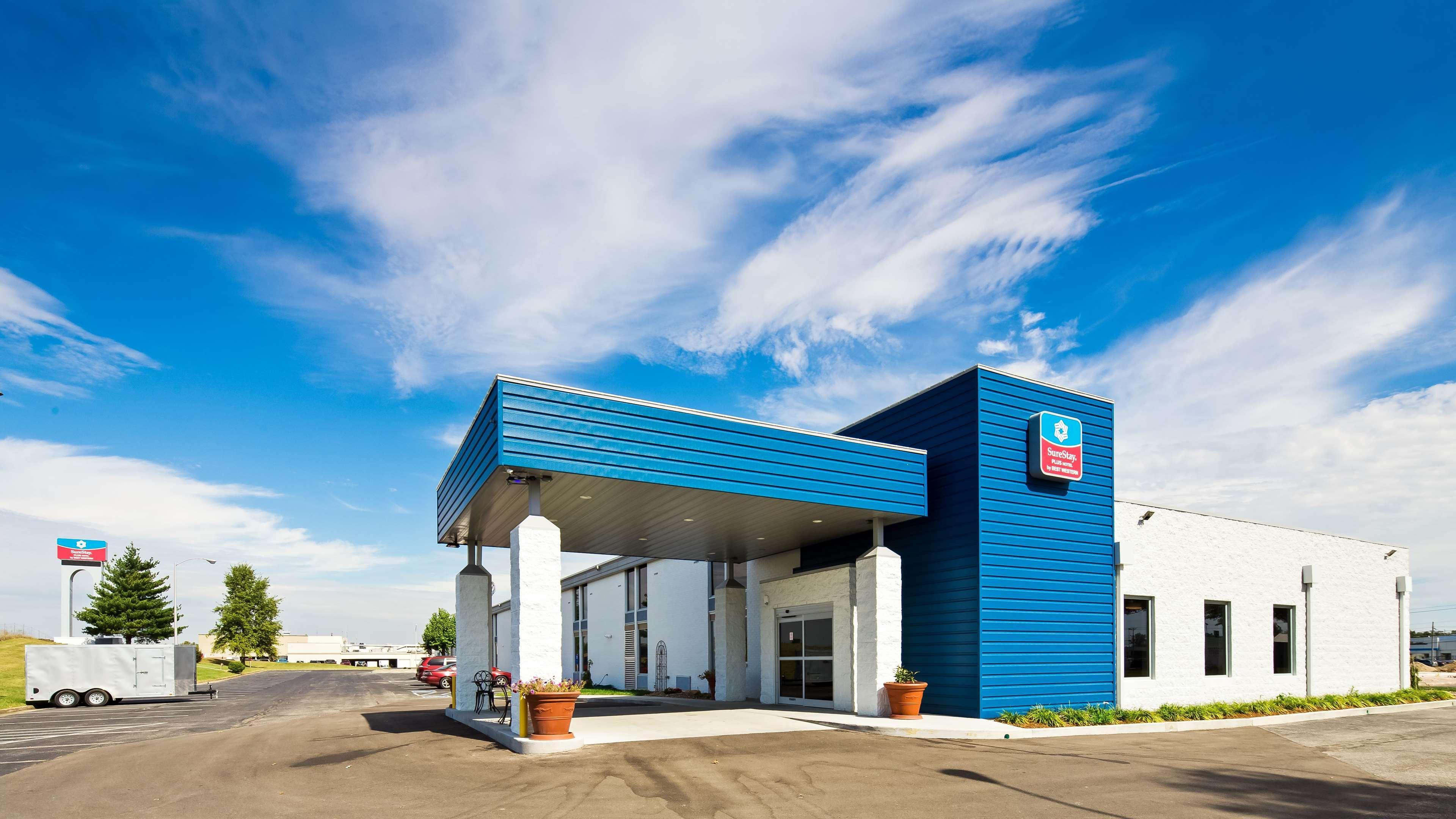 Best Western Shelby Inn & Suites Экстерьер фото