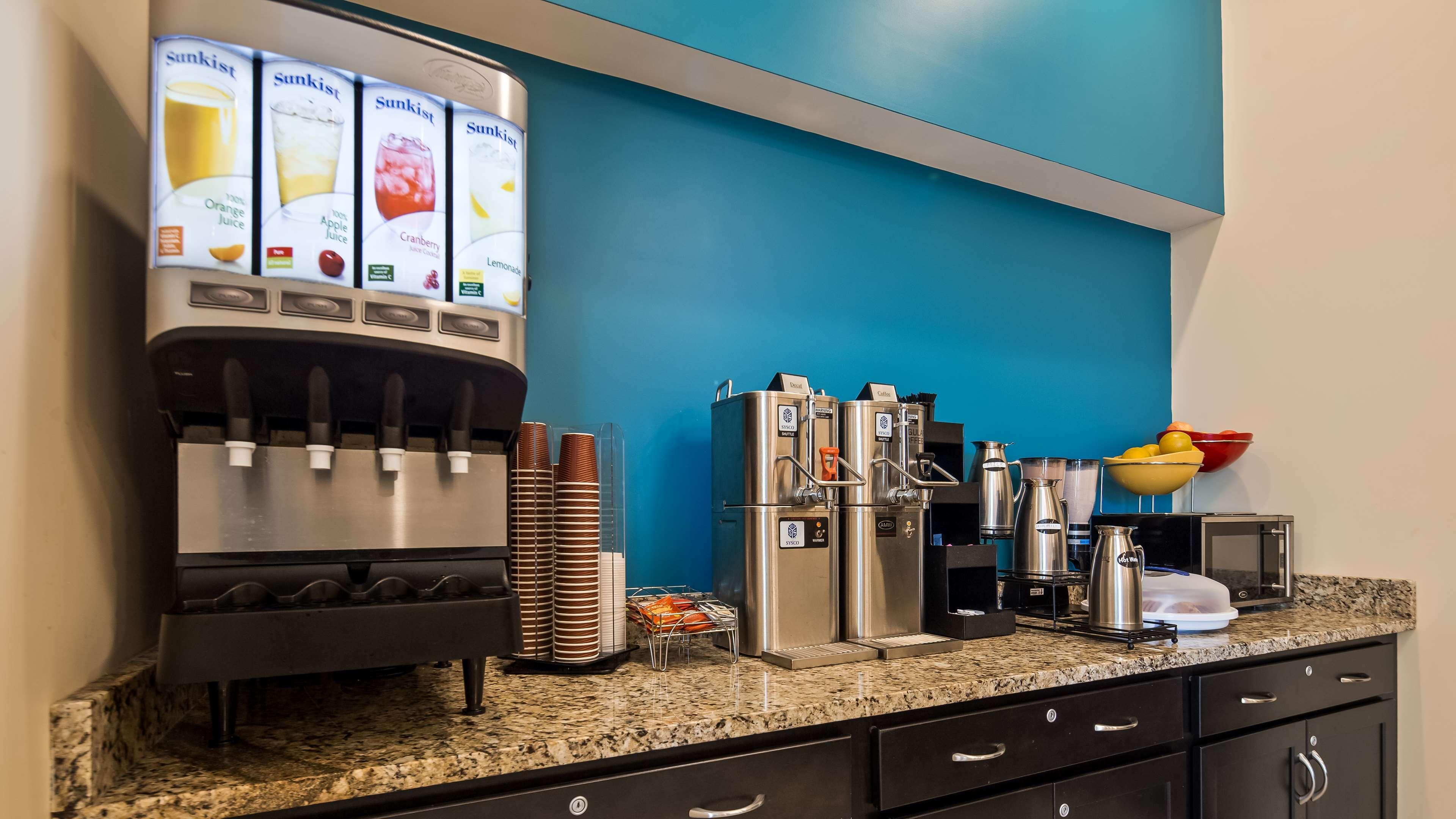 Best Western Shelby Inn & Suites Экстерьер фото